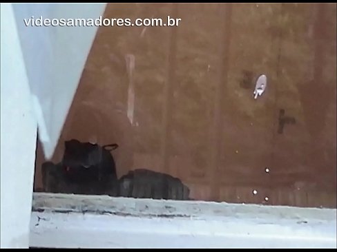 ❤️ Omu cornu chì fighjula a so fidanzata cù un altru tippu, registrendu un video di cazzo senza disturbà a coppia ❤️❌ Video anale à co.redporn-tv.ru